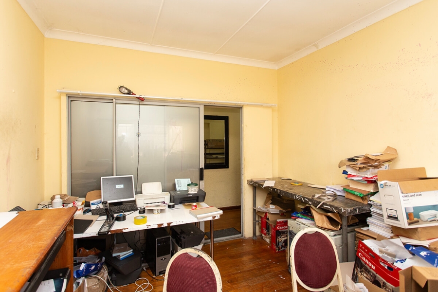 6 Bedroom Property for Sale in Richmond Western Cape